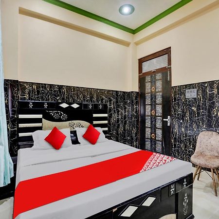 קאנפור Chaya Hotel And Banquet Hall מראה חיצוני תמונה