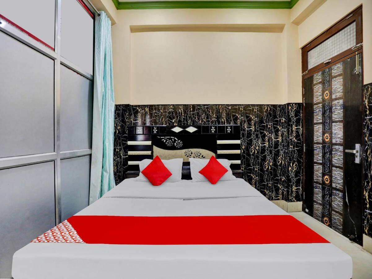 קאנפור Chaya Hotel And Banquet Hall מראה חיצוני תמונה