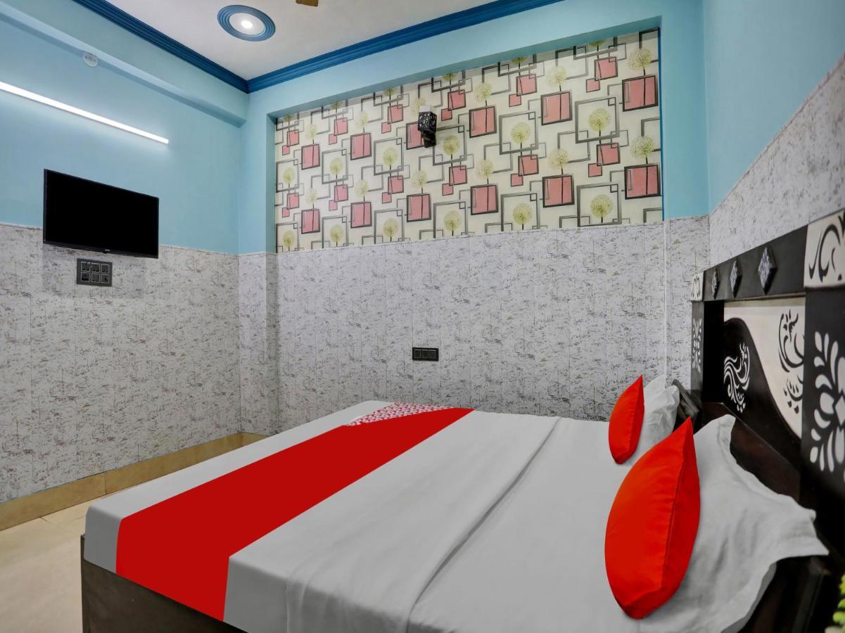קאנפור Chaya Hotel And Banquet Hall מראה חיצוני תמונה