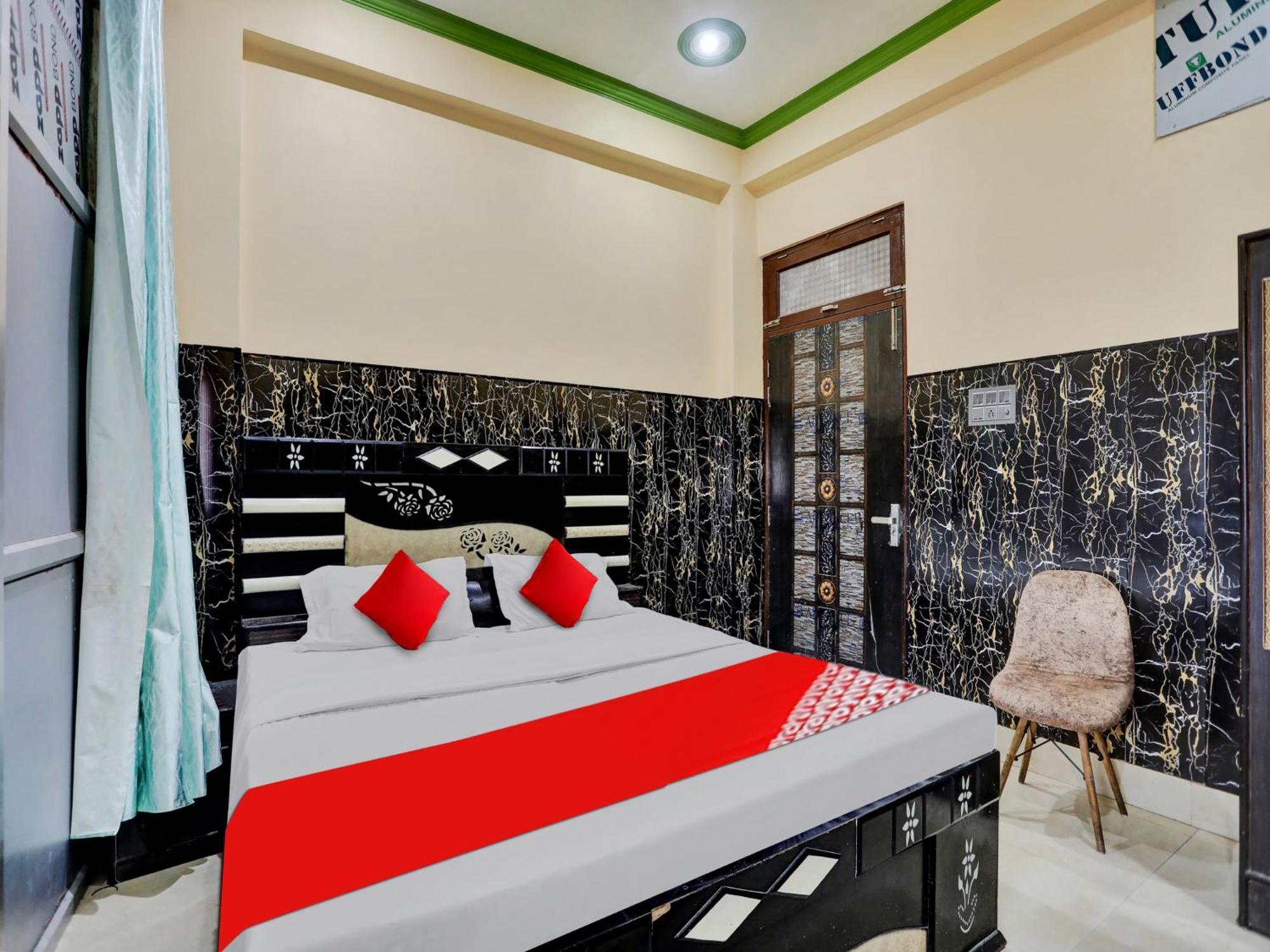 קאנפור Chaya Hotel And Banquet Hall מראה חיצוני תמונה