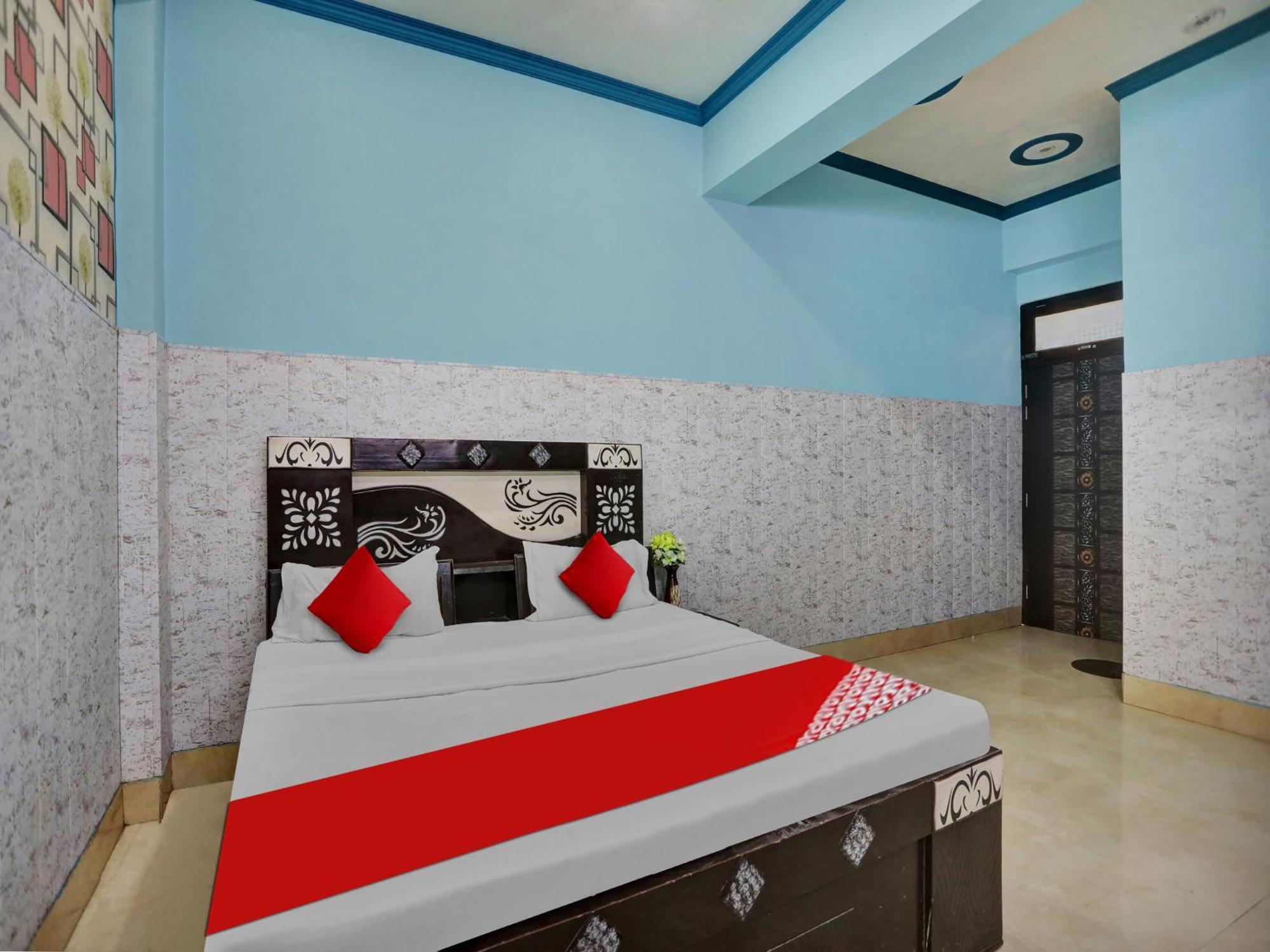 קאנפור Chaya Hotel And Banquet Hall מראה חיצוני תמונה